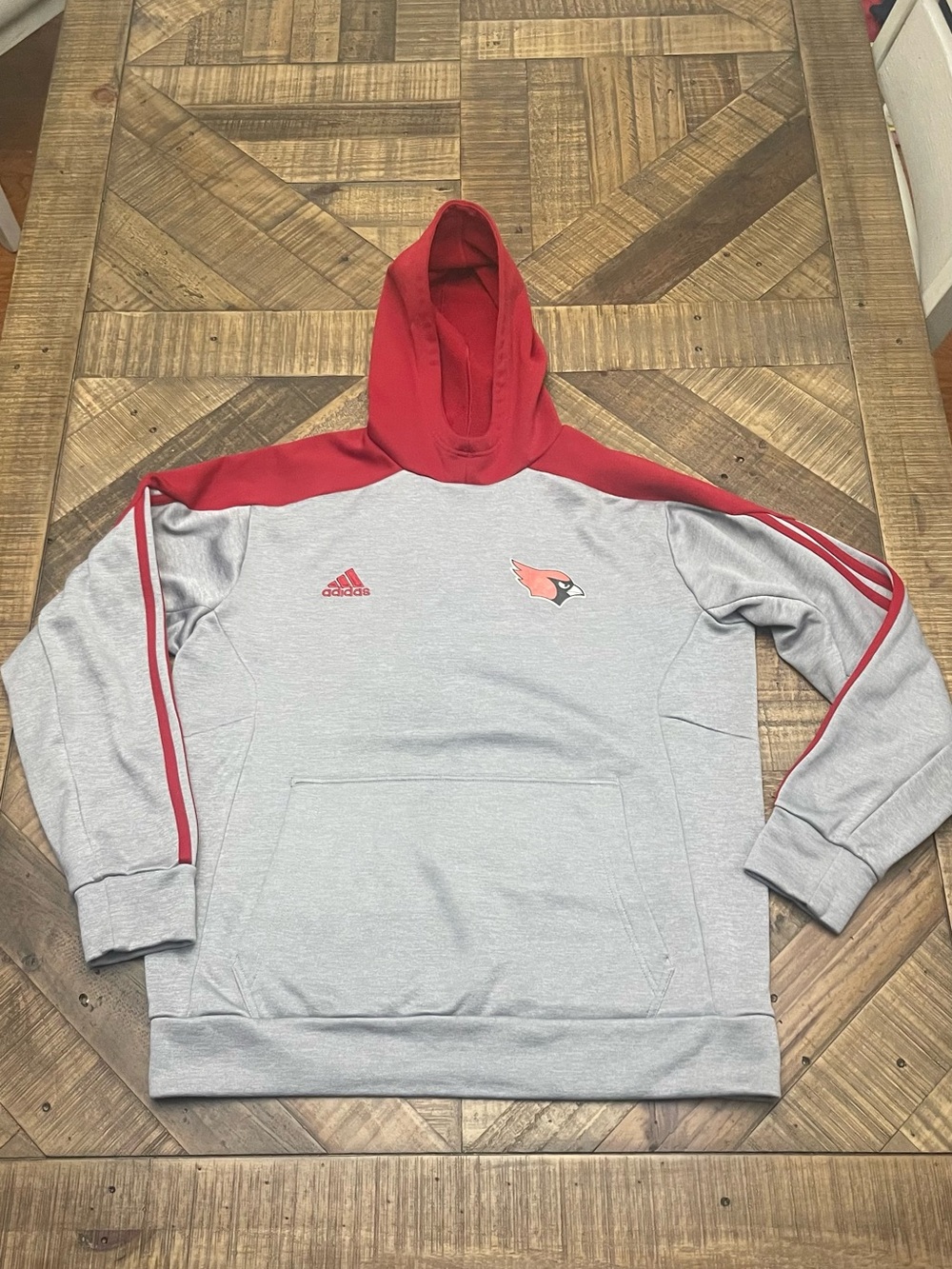 Adidas Louisville Cardinals Men's Color-Block Pullover Hoodie.